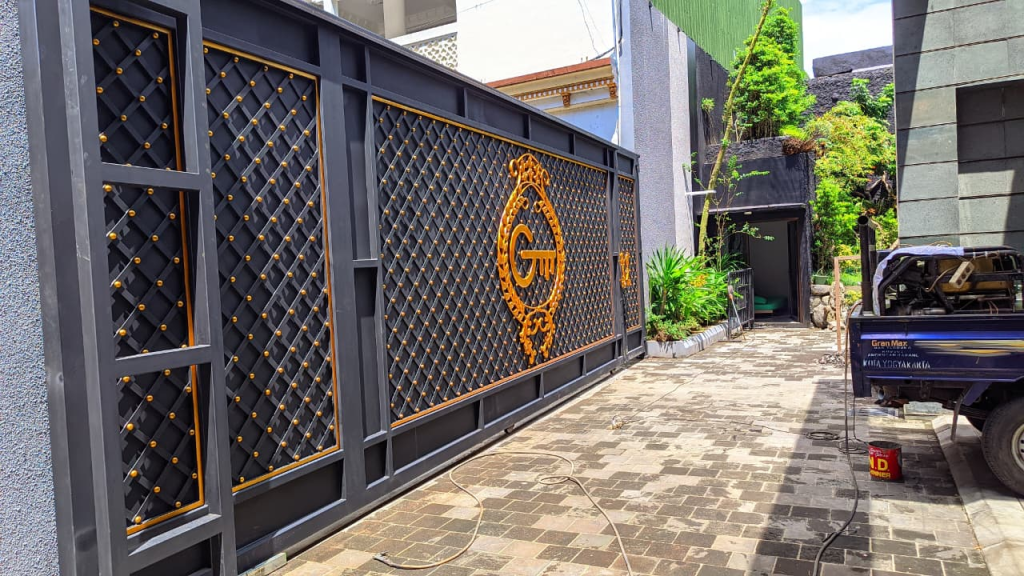 Pagar Tralis Besi Minimalis