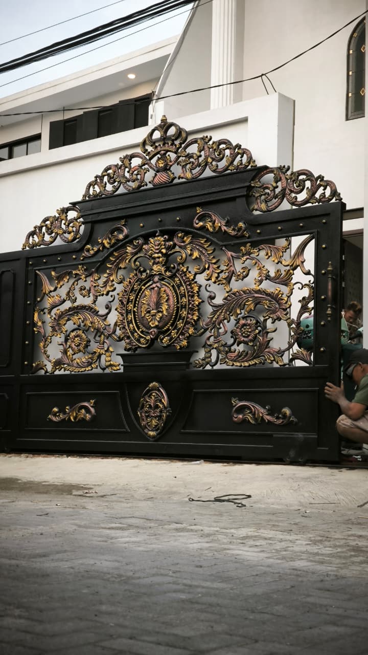 Jasa bengkel las gerbang pagar besi tempa klasik oleh Bengkel Las Karya Mandiri